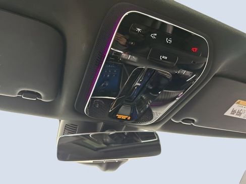 Used 2025 Mercedes-Benz C 300 4MATIC Sedan image 28