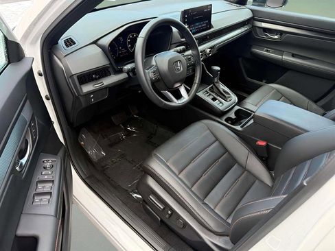 Used 2025 Honda CR-V Sport-L image 9