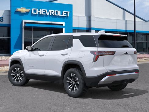 New 2026 Chevrolet Equinox LT image 7