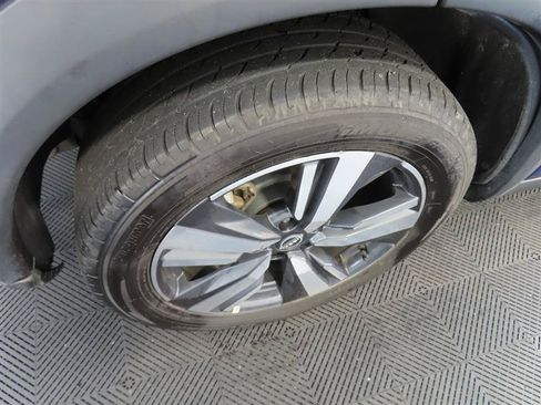 Used 2023 Nissan Rogue SL AWD/4WD image 8