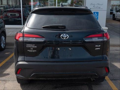 Used 2023 Toyota Corolla Cross XLE w/ Convenience Package AWD/4WD image 6