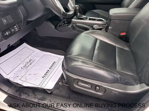 Used 2020 Toyota Tacoma TRD Off-Road w/ TRD Premium Off Road Package image 14