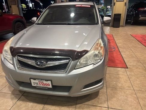 Used 2012 Subaru Legacy 3.6R Limited image 2