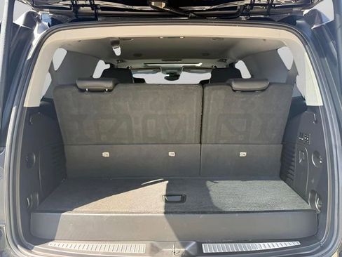Used 2019 GMC Yukon SLT image 9