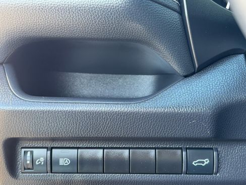 Certified 2025 Toyota RAV4 XLE Premium image 28