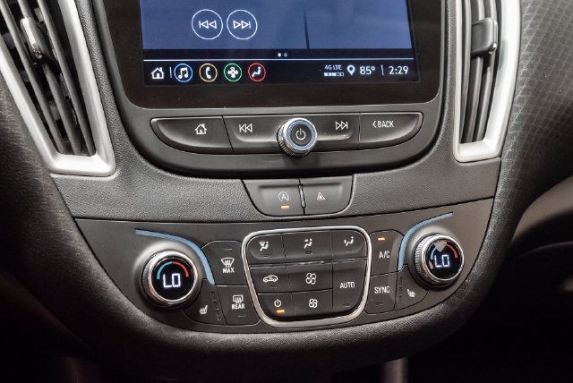 Used 2024 Chevrolet Malibu LT FWD image 21
