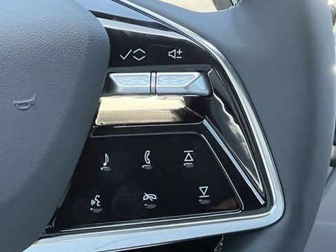 New 2025 Cadillac Lyriq Luxury image 13