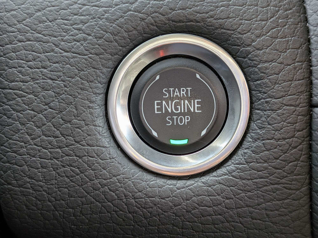 Used 2024 GMC Yukon Denali AWD/4WD image 35