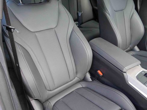 Certified 2025 BMW 430i w/ Premium Package image 13