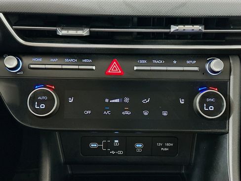 Used 2025 Hyundai Sonata SEL FWD image 24