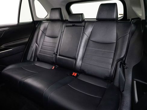 Used 2023 Toyota RAV4 XLE Premium image 25