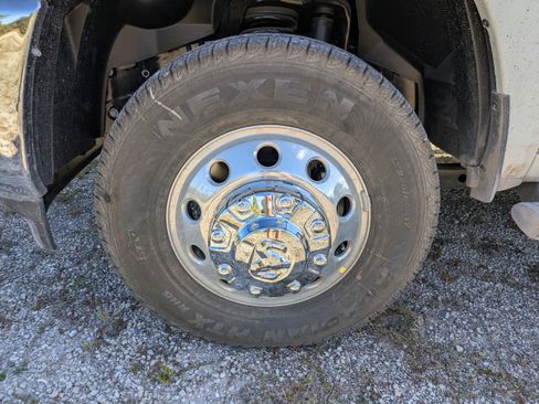 New 2026 RAM 3500 Tradesman AWD/4WD image 10