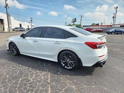 Used 2023 Honda Civic Touring image 7