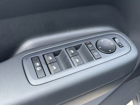 New 2026 Hyundai Santa Fe SE image 13