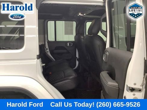 Used 2020 Jeep Wrangler Unlimited Sahara AWD/4WD image 10