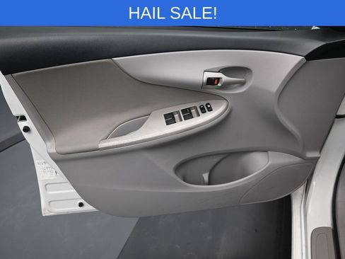 Used 2013 Toyota Corolla LE image 10