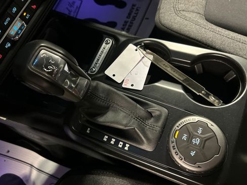 Used 2025 Ford Bronco Big Bend image 19