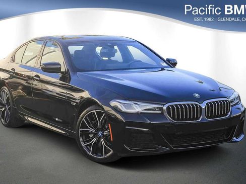 Certified 2023 BMW 530e w/ M Sport Package image 1