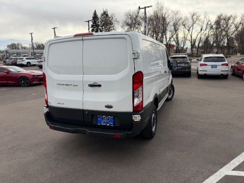 Used 2018 Ford Transit 250 130 Low Roof image 13