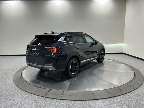 New 2026 Kia Sportage EX w/ EX Panorama Roof Package image 5