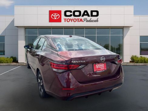 Used 2024 Nissan Sentra SV FWD image 3