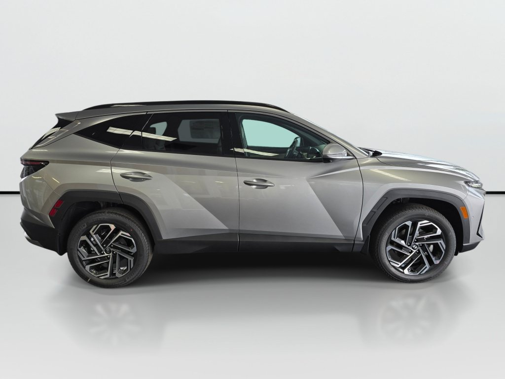 New 2026 Hyundai Tucson Limited AWD/4WD image 3