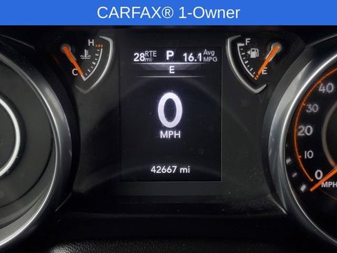 Used 2022 Jeep Wrangler Sport AWD/4WD image 17