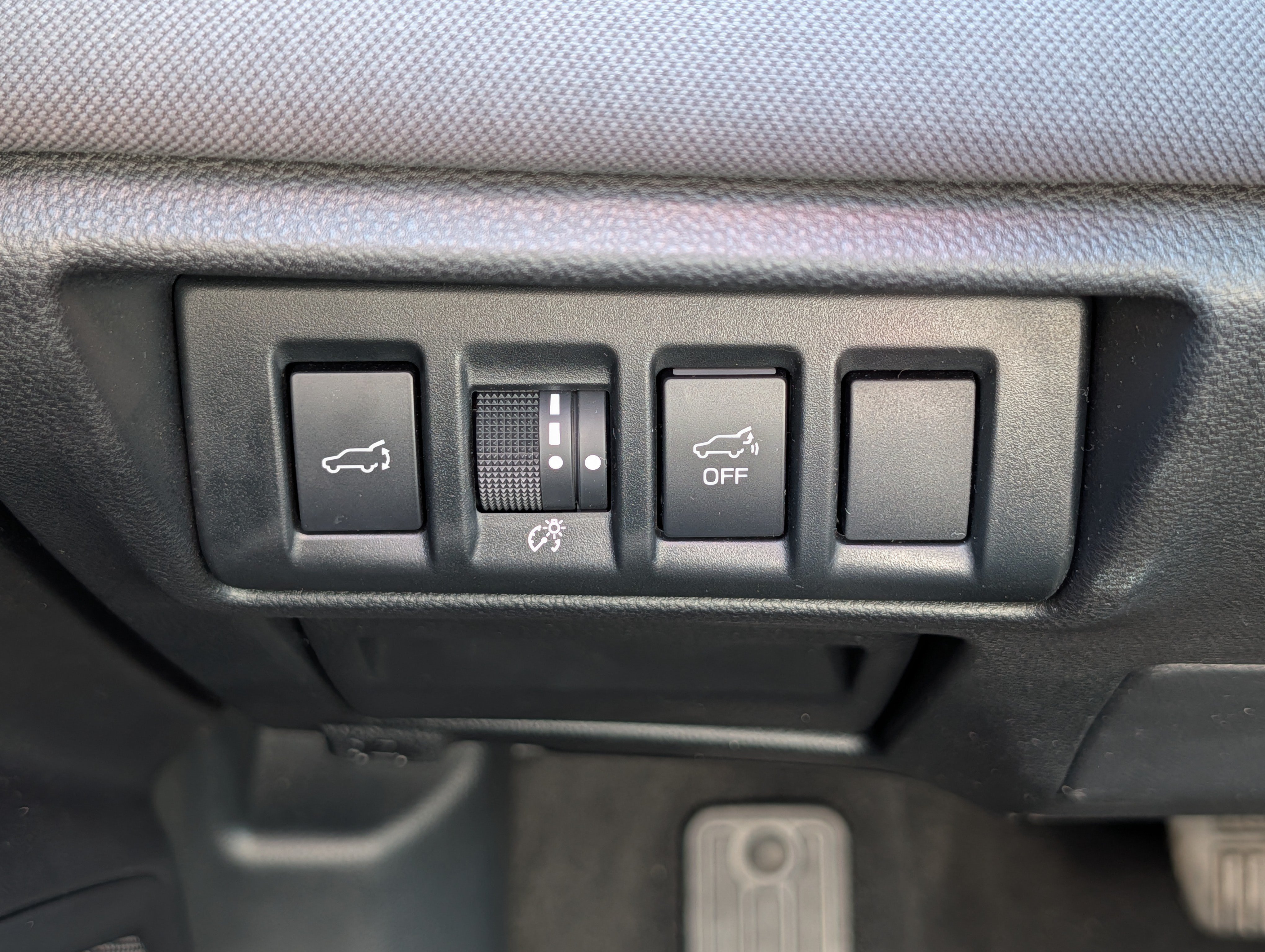 Certified 2025 Subaru Outback Premium AWD/4WD image 26