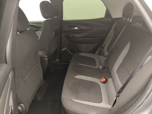 Used 2022 Chevrolet TrailBlazer LS FWD image 18