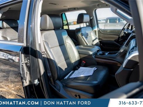 Used 2018 GMC Yukon SLT w/ HD Trailering Package image 29
