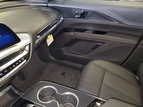 New 2026 Cadillac Lyriq Sport image 20