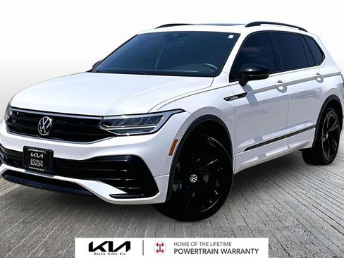 Used 2023 Volkswagen Tiguan SE R-Line AWD/4WD image 1