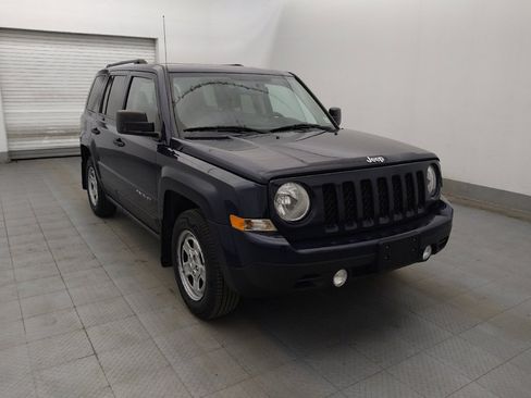 Used 2016 Jeep Patriot Sport FWD image 13