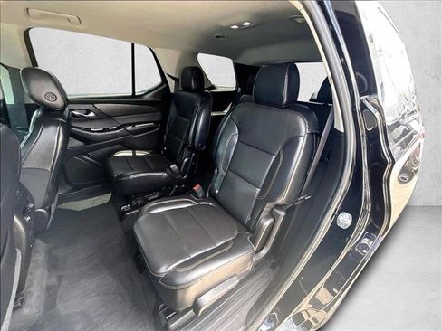 Used 2019 Chevrolet Traverse Premier w/ Driver Confidence II Package FWD image 27