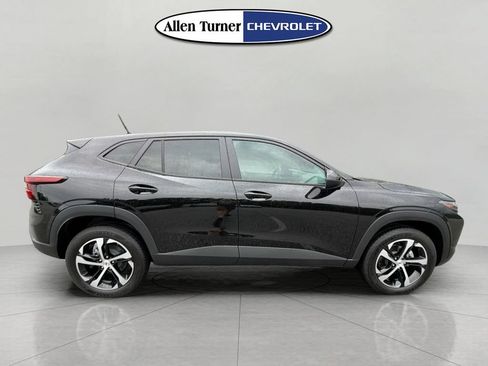 New 2026 Chevrolet Trax RS w/ Driver Confidence Package FWD image 3