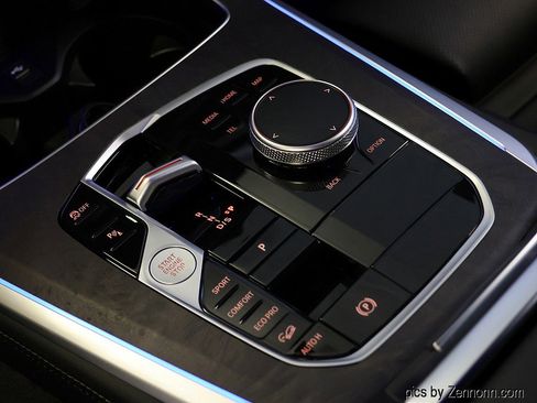 Certified 2024 BMW X5 xDrive40i w/ Premium Package image 25