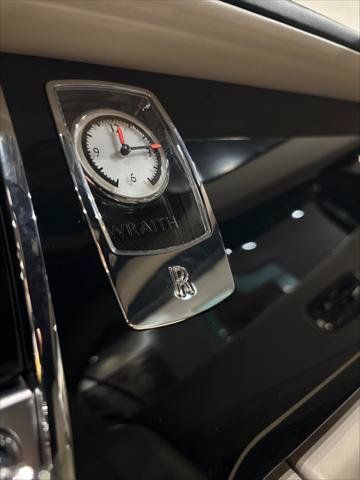 Used 2014 Rolls-Royce Wraith RWD image 31