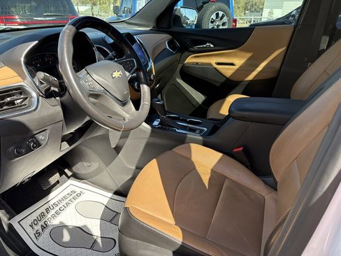 Used 2021 Chevrolet Equinox Premier image 7
