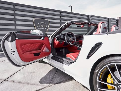 Used 2022 Porsche 911 Turbo S w/ 911 Turbo Sportdesign Package image 29