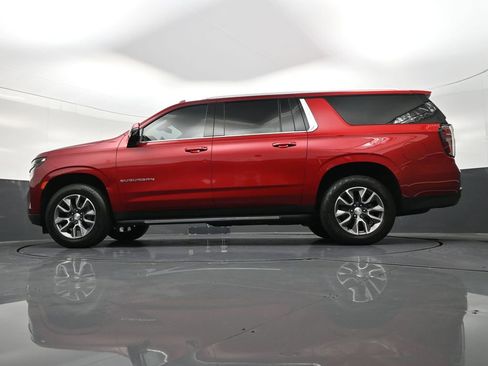 Used 2022 Chevrolet Suburban LT w/ LT Signature Package image 26