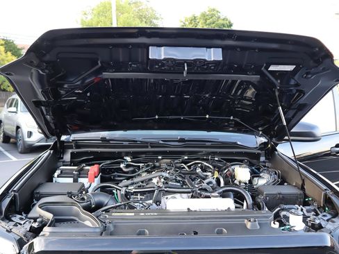 Used 2026 Toyota 4Runner SR5 AWD/4WD image 10