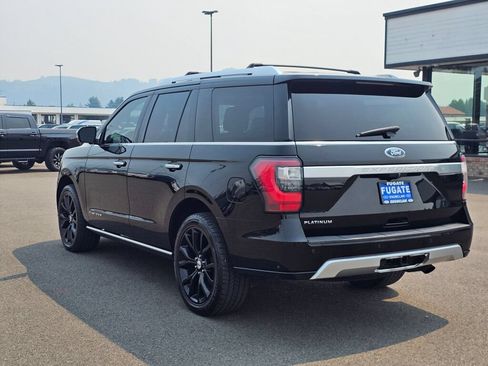 Used 2018 Ford Expedition Platinum AWD/4WD image 3
