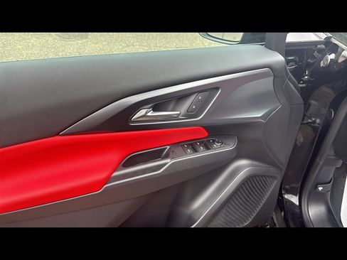 New 2025 Chevrolet Equinox EV RS image 7