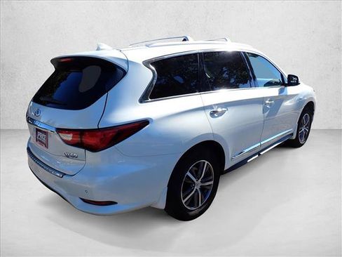 Used 2017 INFINITI QX60 Luxe w/ Premium Plus Package AWD/4WD image 4