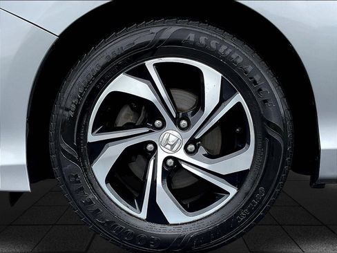 Used 2017 Honda Accord LX image 35