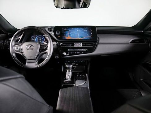 Used 2022 Lexus ES 350 Ultra Luxury image 9