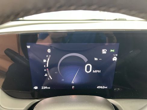 Used 2024 Buick Encore GX Sport Touring w/ Comfort Package FWD image 11