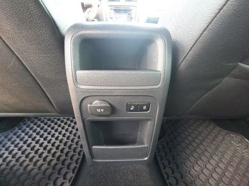 Used 2012 Volkswagen Jetta GLI FWD image 24