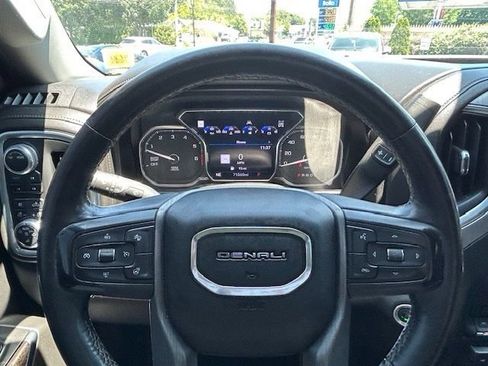 Used 2021 GMC Sierra 1500 Denali w/ Denali Ultimate Package AWD/4WD image 31
