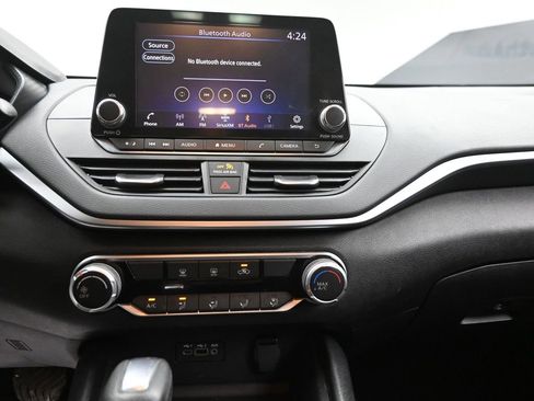 Used 2020 Nissan Altima 2.5 S image 9